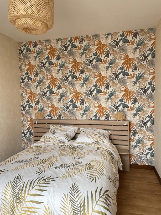 Appartement 35 M2 1Er Etage 200 M De La Mer Avec Jardin Luc-sur-Mer Extérieur photo